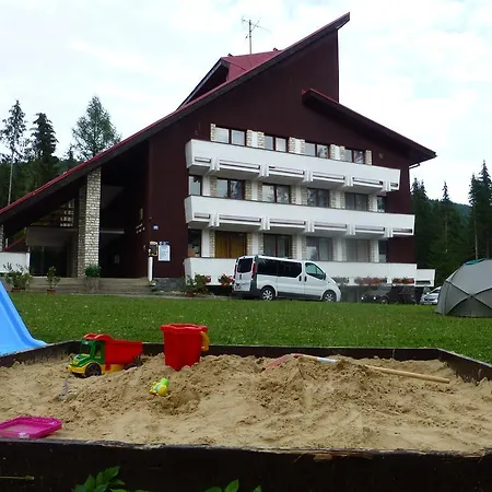 Tale - Dom Horskej Sluzby Hostel