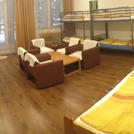 Hostel Tale - Dom Horskej Sluzby *